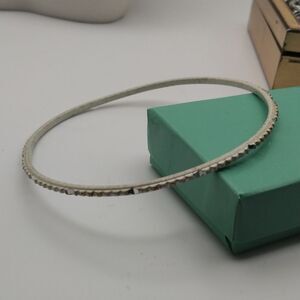 Unisex lined bracelet slider B1033‎